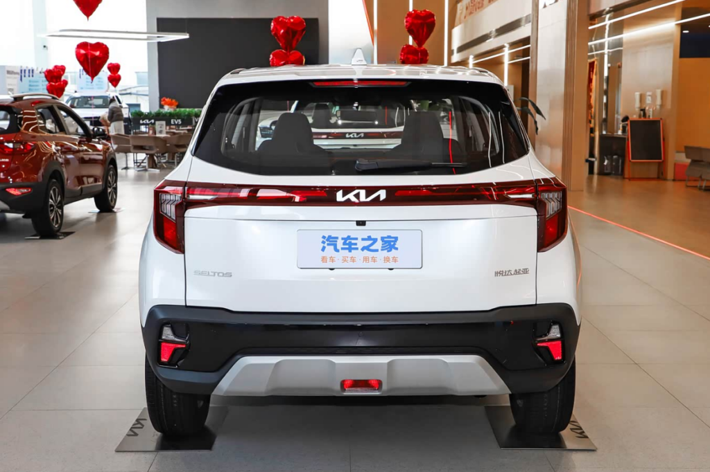 Kia Seltos фото 6