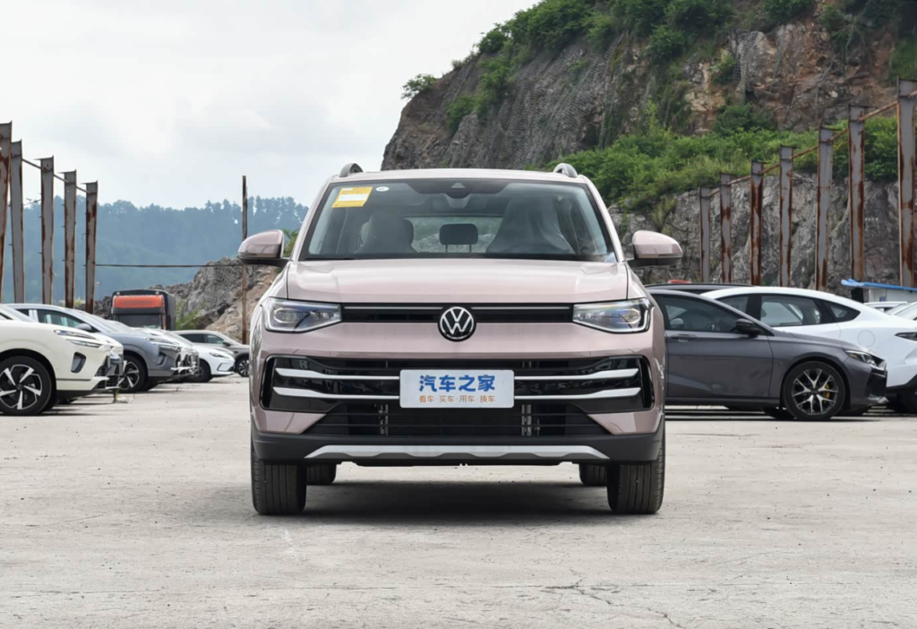 Volkswagen Tharu фото 2